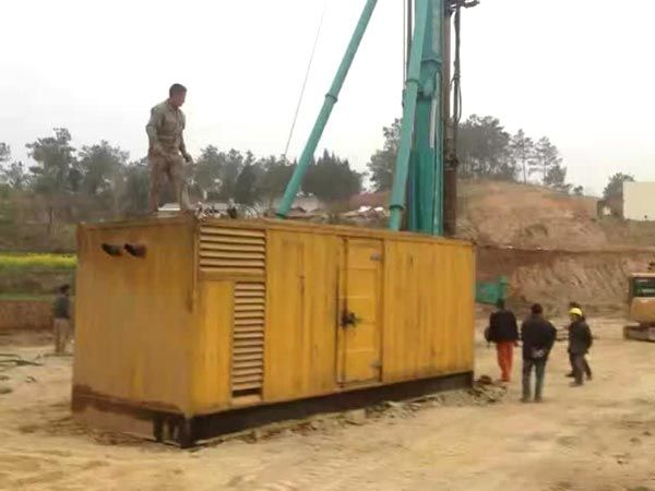 固始如何判断水冷式机油散热器密封件是否需要更换？
